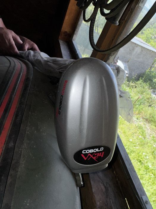 Barca cu motor electric 12V