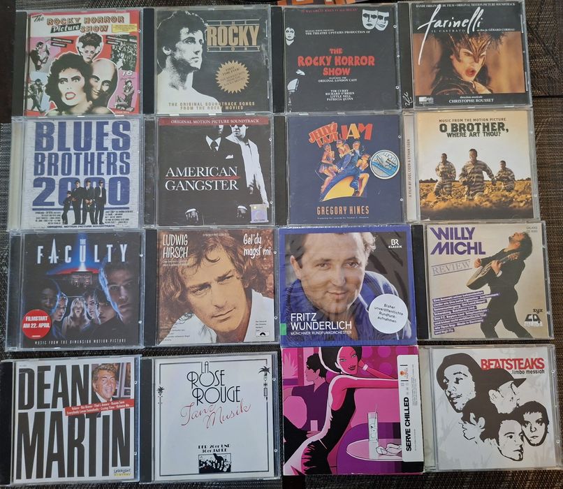 Продавам оригинални музикални дискове