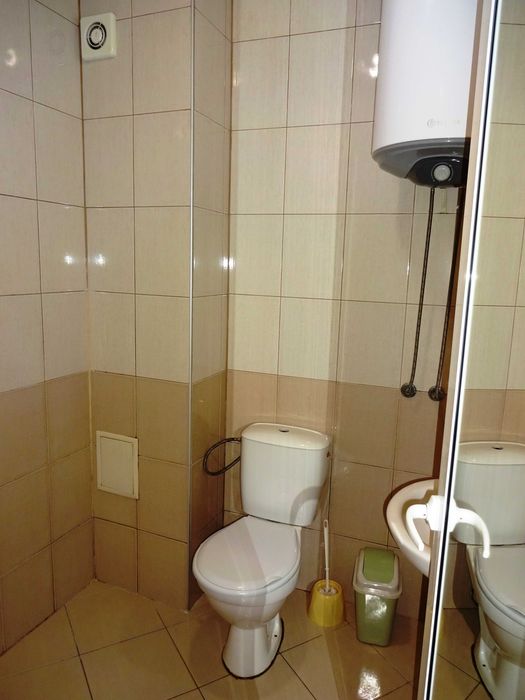 Дава се под наем Едностаен апартамент в Варна, Левски - 30 кв.м за 214.2 € - Снимка #1