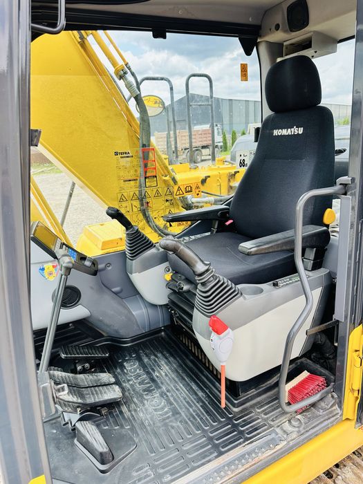 Excavator Komatsu PC190LC-8 – 2015
