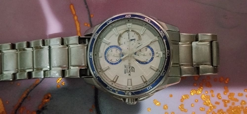 Часы наручные Casio Edifice. Потёртые.