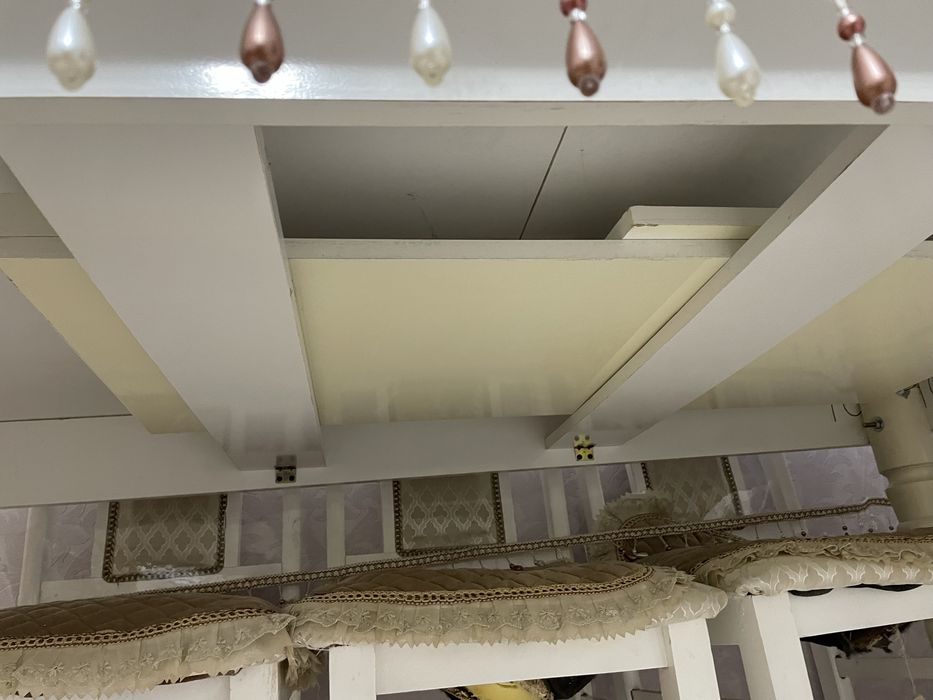 Стол   для  зала