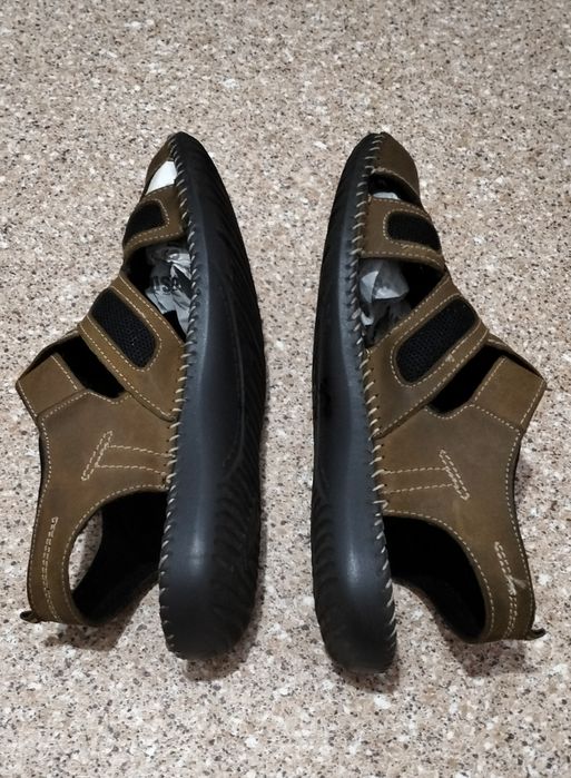 Продам сандали коричневые