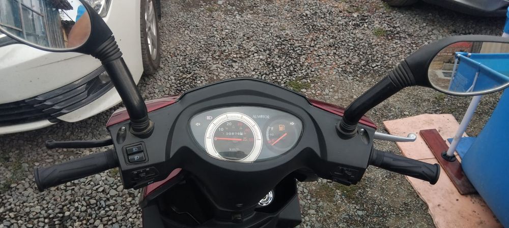 Скутер М10 125 ку