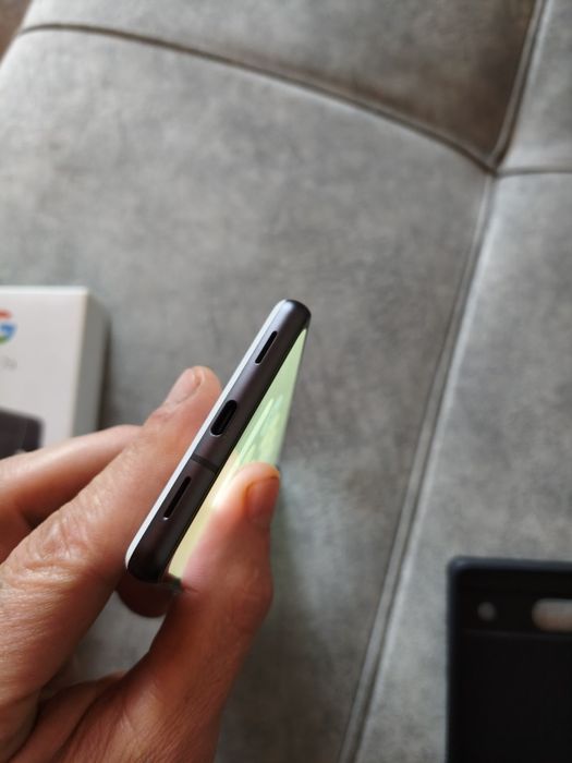 Google pixel 7a, 128гб, верифицирован, с коробкой.
