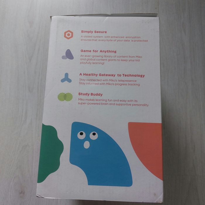 [PREMIUM] Miko 3 – Най-умният AI Робот за деца | STEAM Обучение