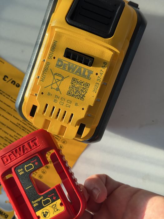 Acumulator/baterie Dewalt 9ah 54v Noua, nefolosita - disponibile 2 bucati