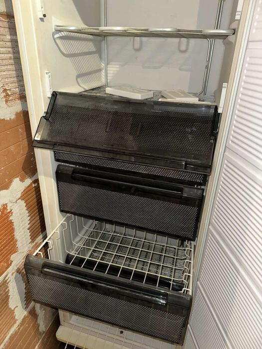 Вертикален фризер Siltal