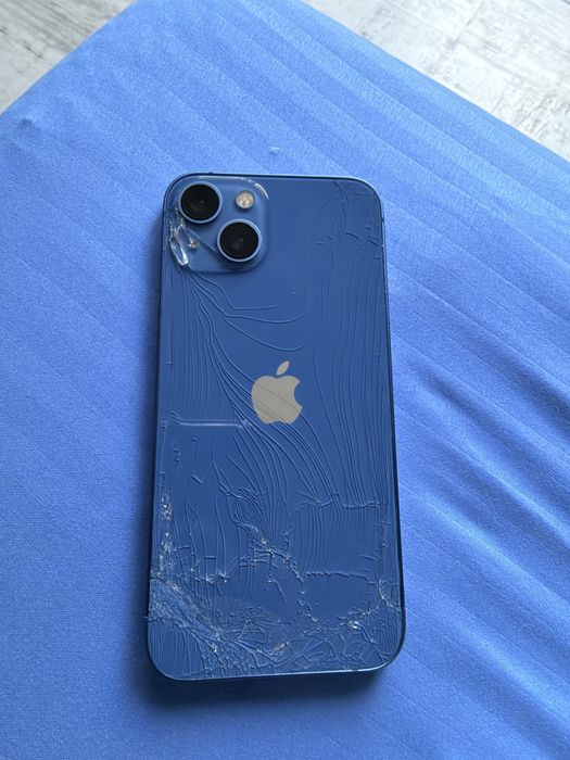 Vand Iphone 13.