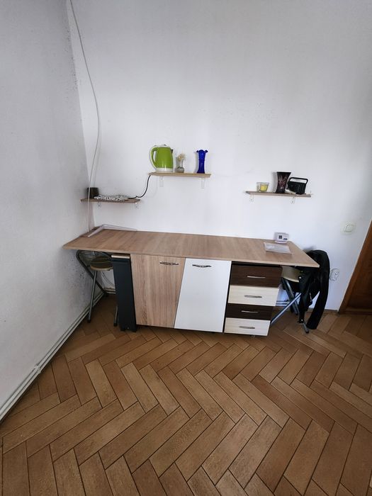 Vand mobilier baie, bucatarie
