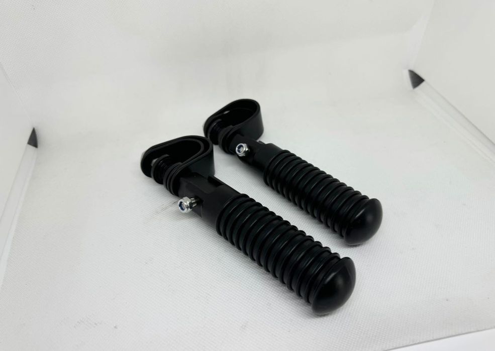 НОВИ допълнителни степенки за ролбар за мотор / чопър Rest pegs