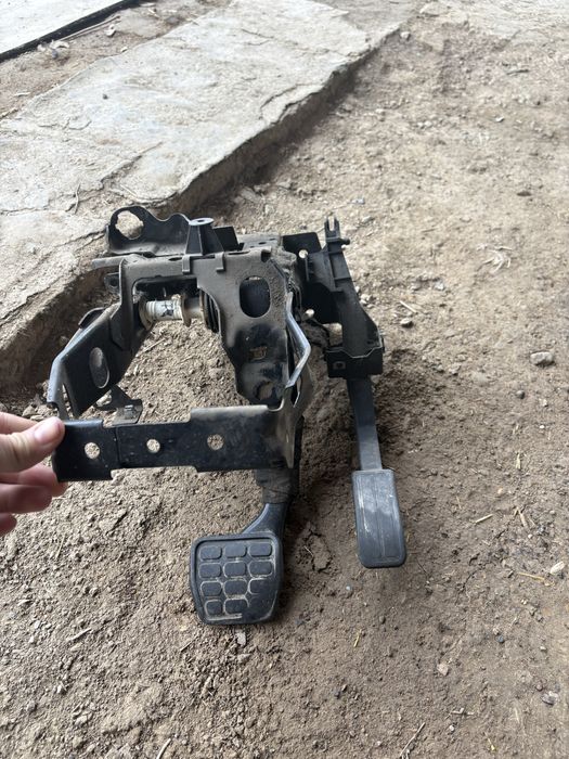 Пидали на автомат голф 3