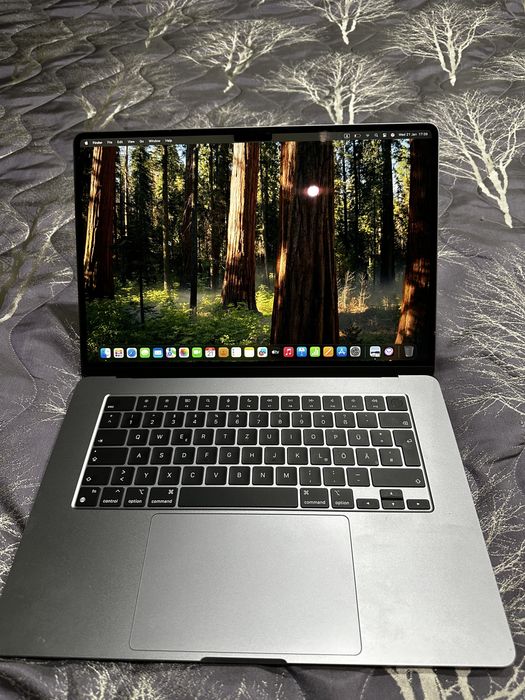 Macbook M3 15’ 512 GB