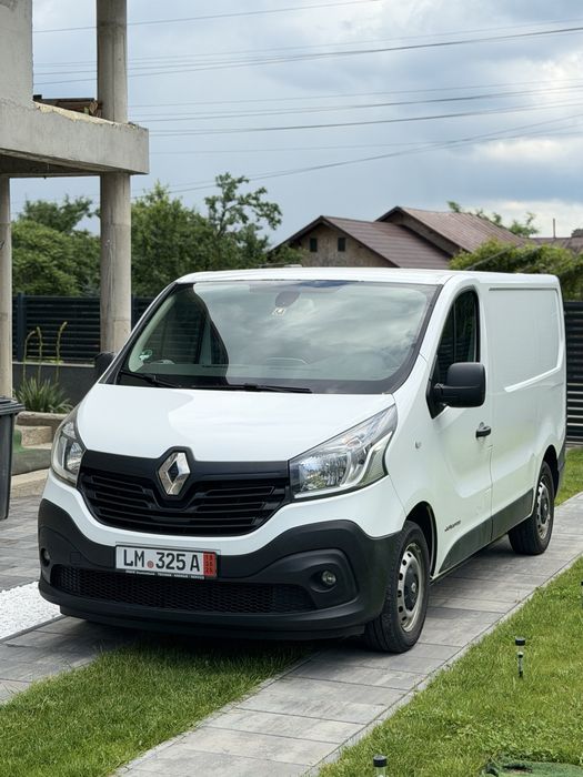 RENAULT Trafic 2016 — imagine 2