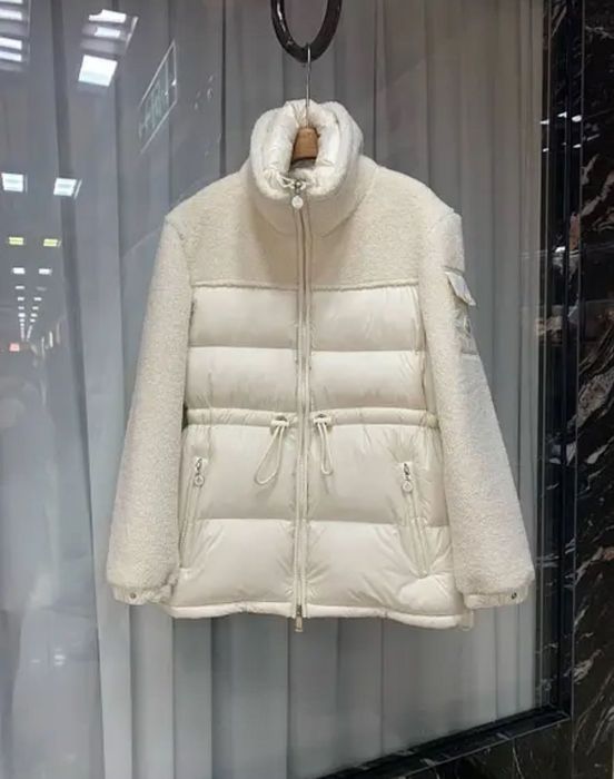 Оригинальный Пуховик Moncler