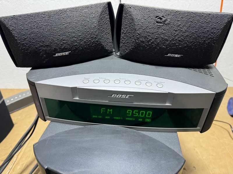 Аудио система - Bose 3-2-1