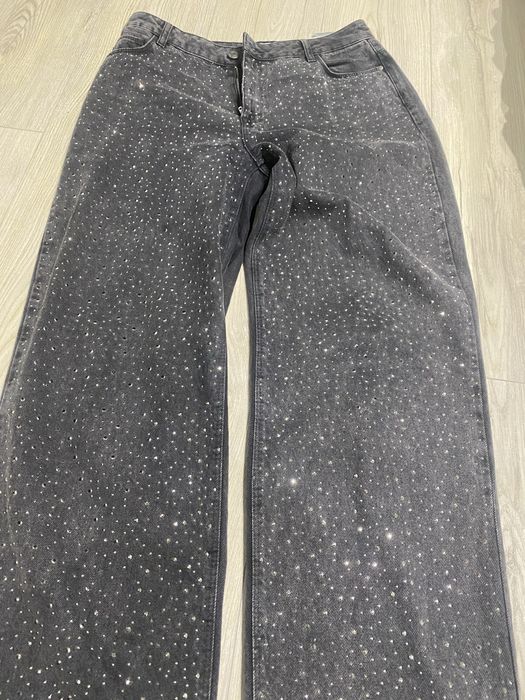 дънки с камъчета