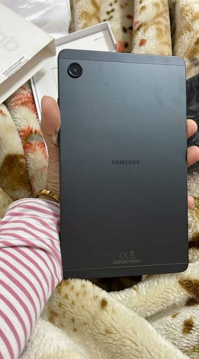 Samsung tab A9 нарх:1 500 келштрамз 1 200 га