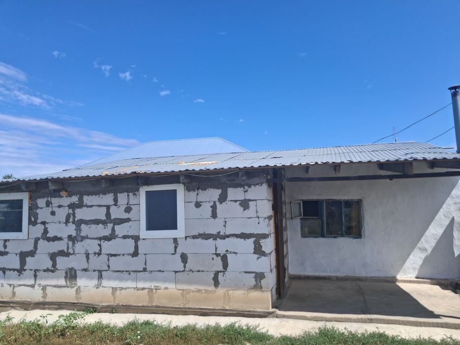 Маржанбұлақта  үй сатылады.