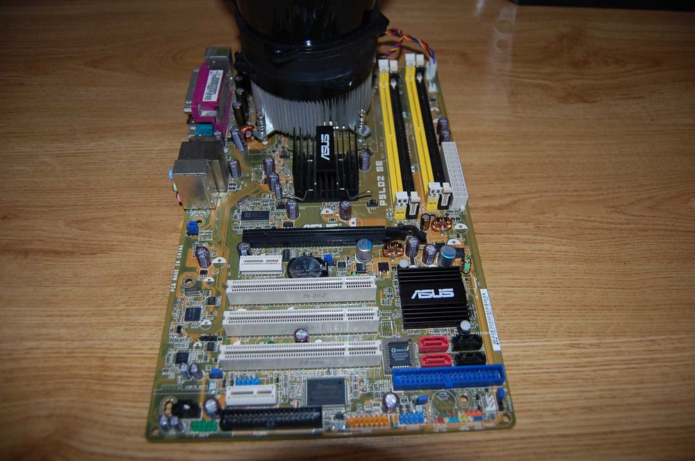 Placi de baza 2 functionale,1 nefunctionala