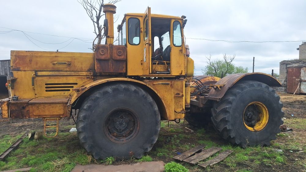 Продам К-700 кировец