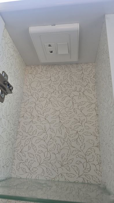 Шкаф для ванной подвесной