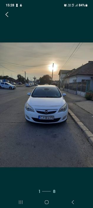 Vând Opel astra  sporttourer în stare buna