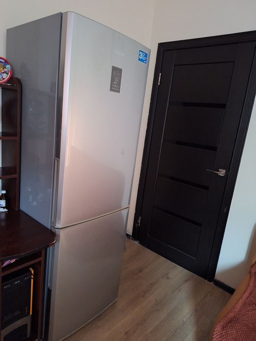 Холодильник '"Samsung"