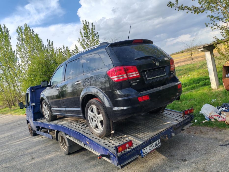 Dezmembrez Dodge journey 2.0 automat
