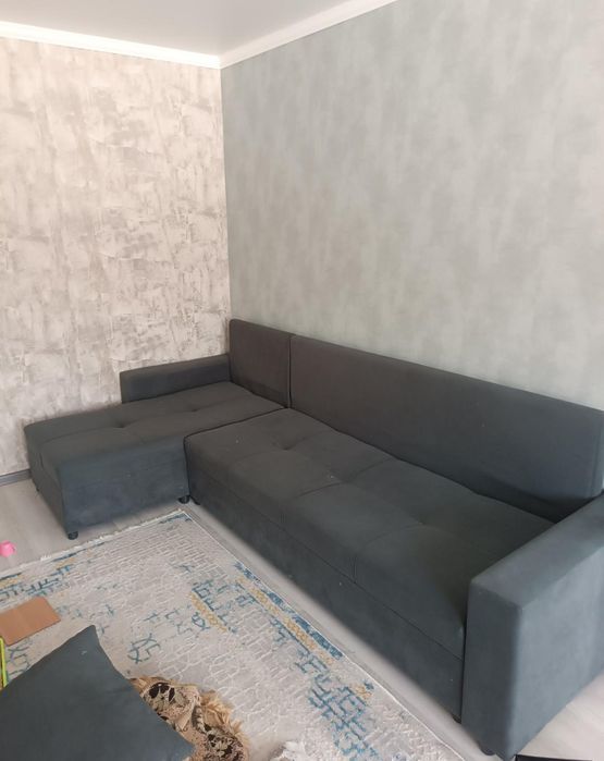 Диван угловой в хорошем сост