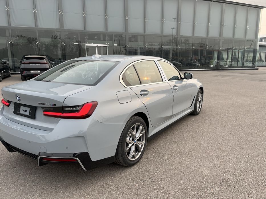 BMW i3 eDrive 35 L В наличии версия 2025 Ташкент .Nardo grey.