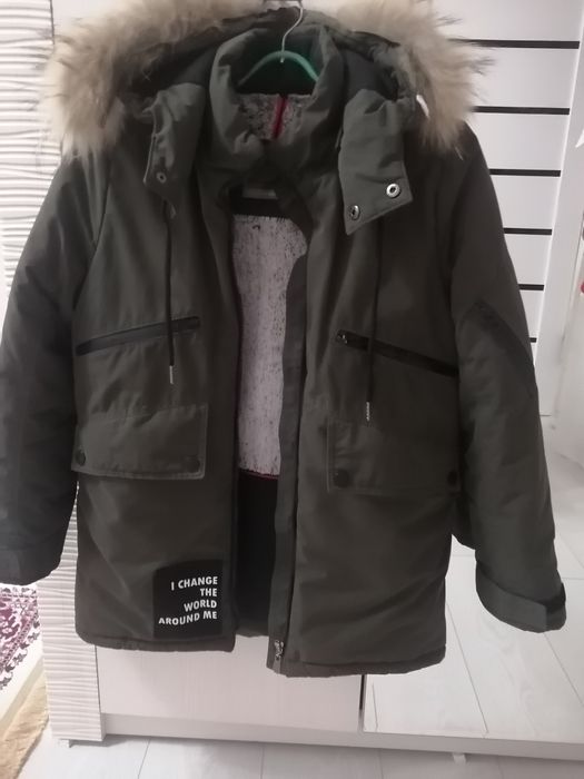 Зимный куртка на мальчика