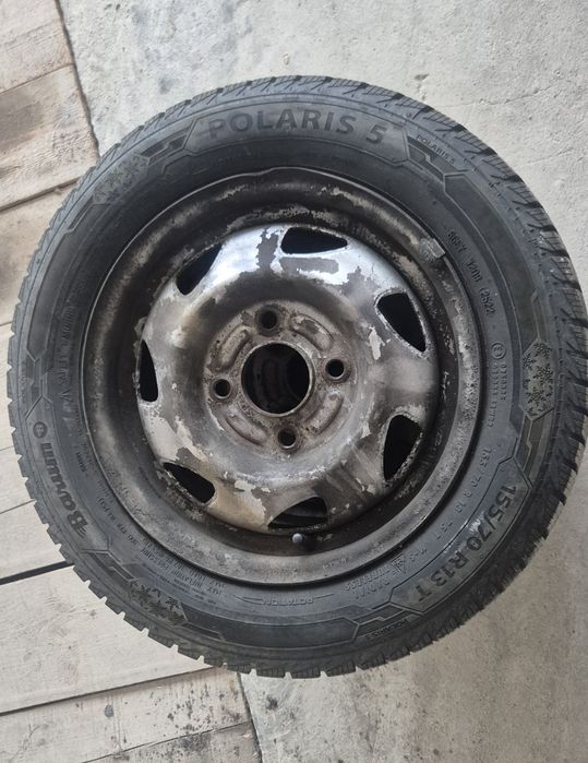 Vând Urgent!!! Anvelope de iarnă  Polaris 5 155/70 R13 T