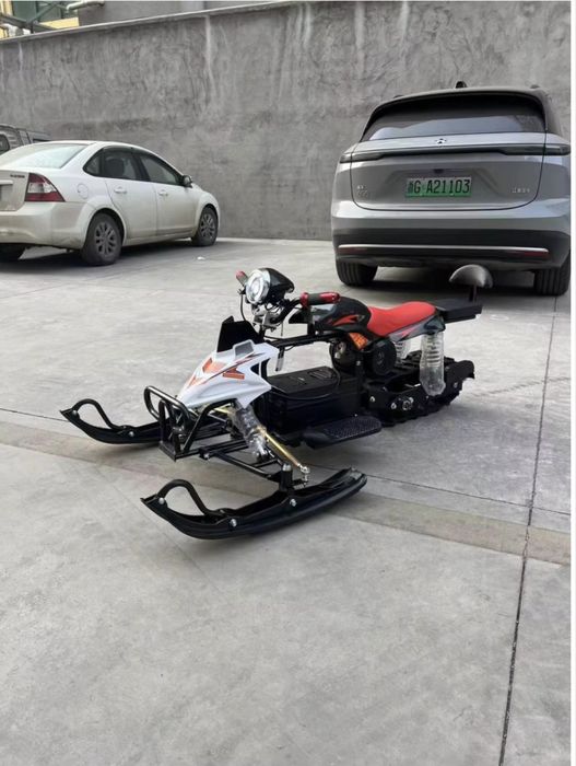 Снегоход детский с мотором