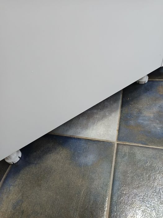 Нов кухненски шкаф с мивка средно корито 120/60 с два плота за кухня