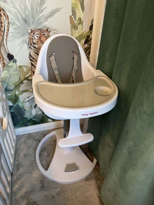 Scaun de masa bebelusi