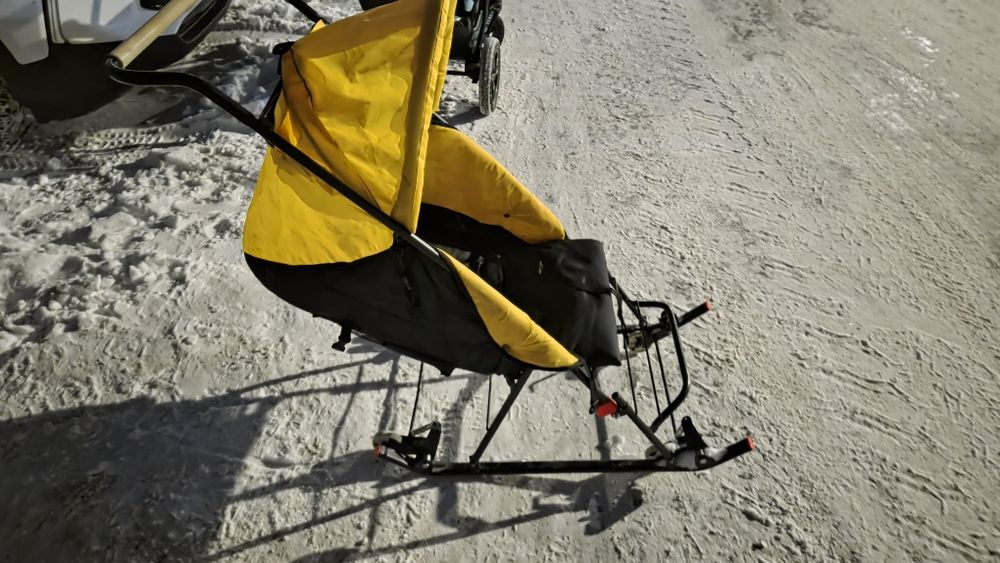 Продам санку-коляску