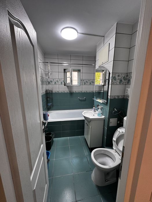 Apartament de inchiriat !