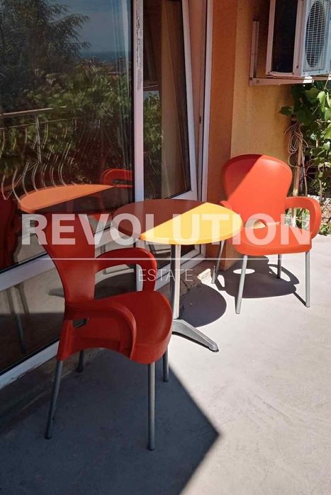 Дава се под наем Едностаен апартамент в Варна, Бриз - 30 кв.м за 300 € - Снимка #4