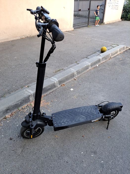 Trotineta Joyor Y8-S