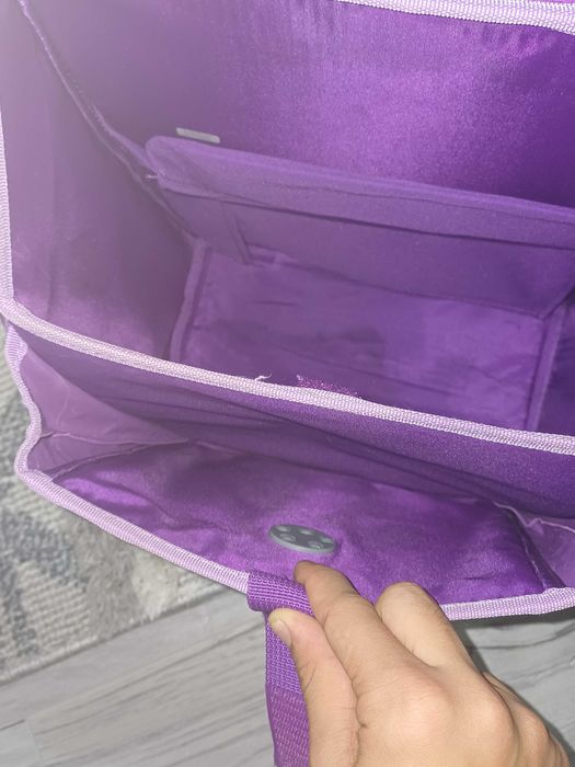 Ghiozdan Tiger,  mov