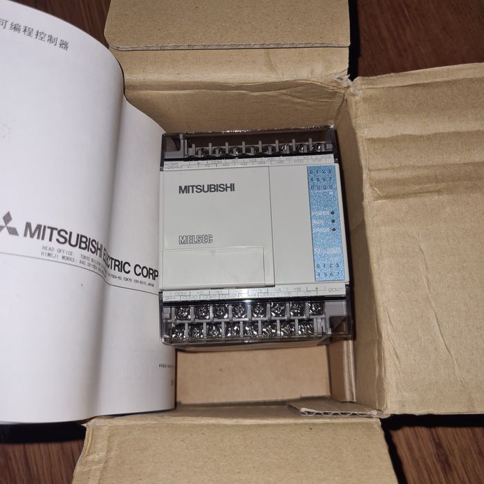 программируемый логический контроллер (ПЛК) Mitsubishi MELSEC FX1S-20M