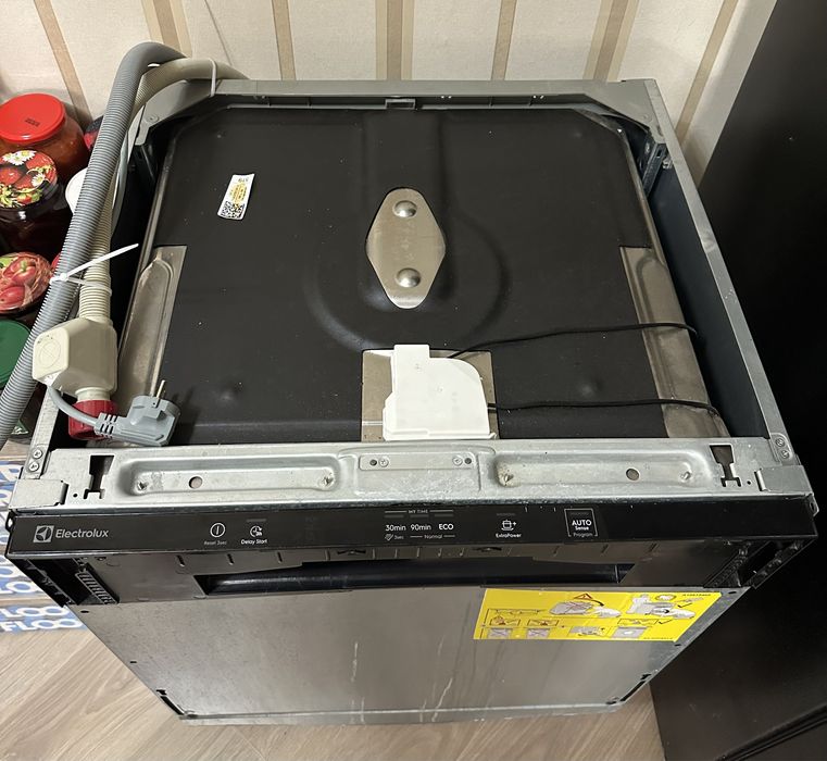 Посудомоечная машина Electrolux