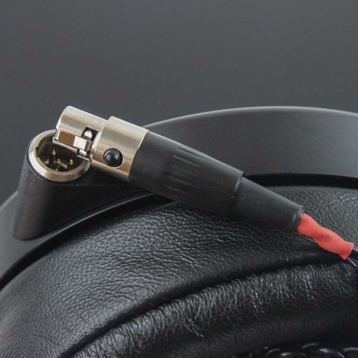 Audeze - фирменный кабель премиум-класса для наушников