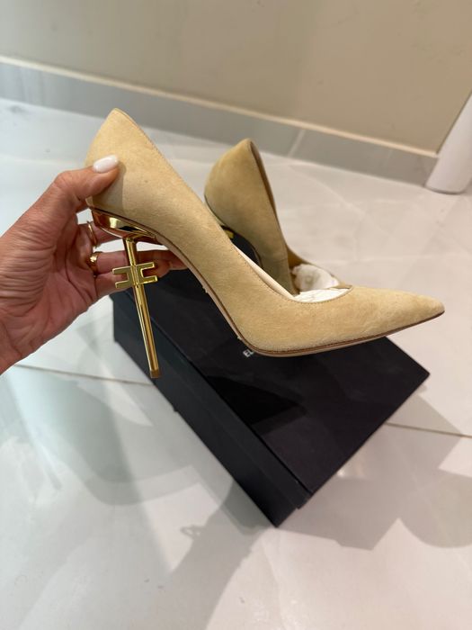 Обувки на висок ток Elisabetta Franchi черни и бежави - нови!