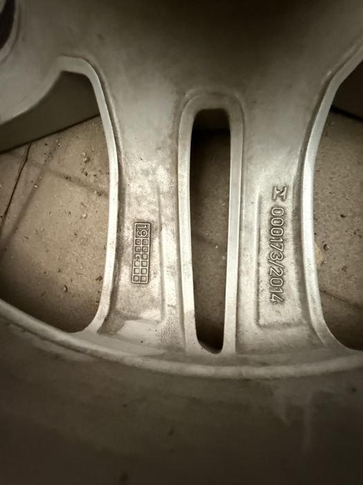 Оригинални Ауди джанти 17 с гуми Goodyear