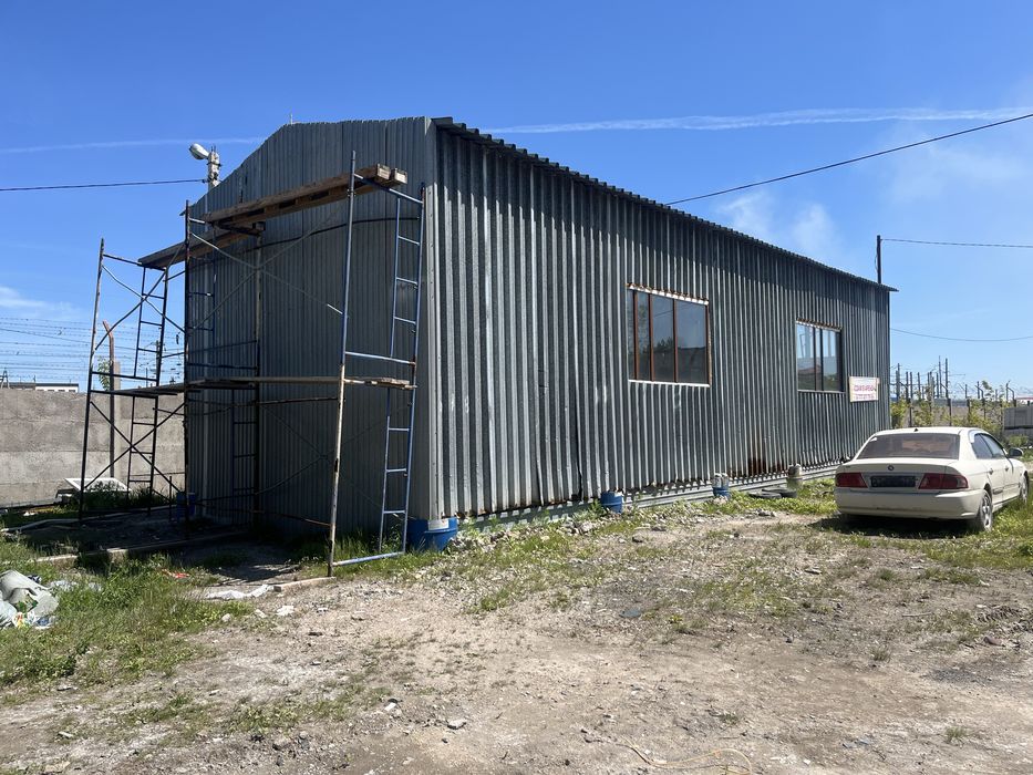 Продам ангар можно с разбором