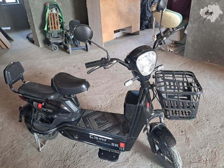 Мопед в хорошем состоянии