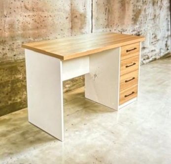 Туалетный столик