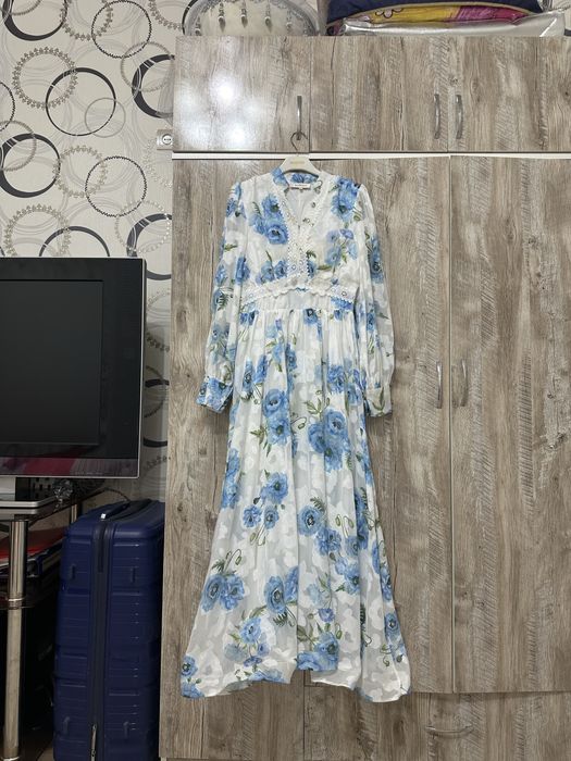 Вечерние платья